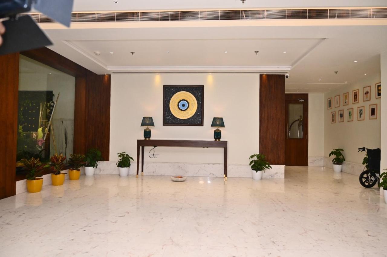Hotel Lalita Grand Mathura Esterno foto