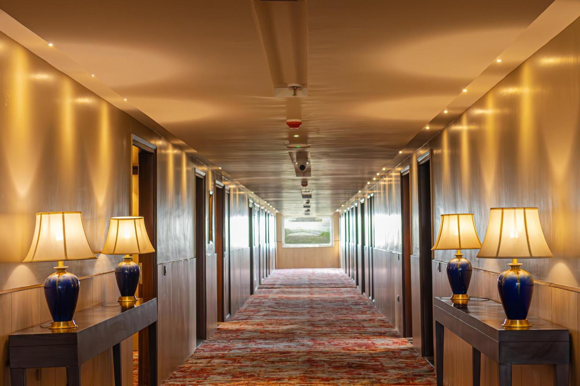 Hotel Lalita Grand Mathura Esterno foto